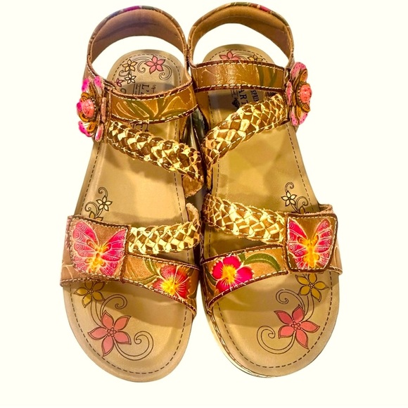 L'Artiste Brissa Sandals- Grey/Multicolor Butterfly Floral Print Women’s Sandals - Picture 12 of 16